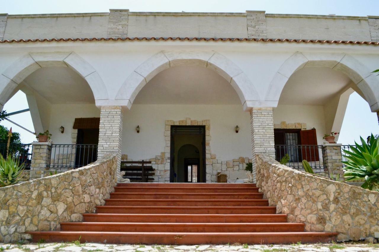 Villa Rosa - Ai Piedi Dell'Etna Brucoli Luaran gambar